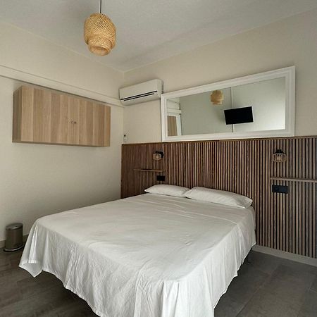 Hostal Restaurant Casa Comaulis La Vajol المظهر الخارجي الصورة