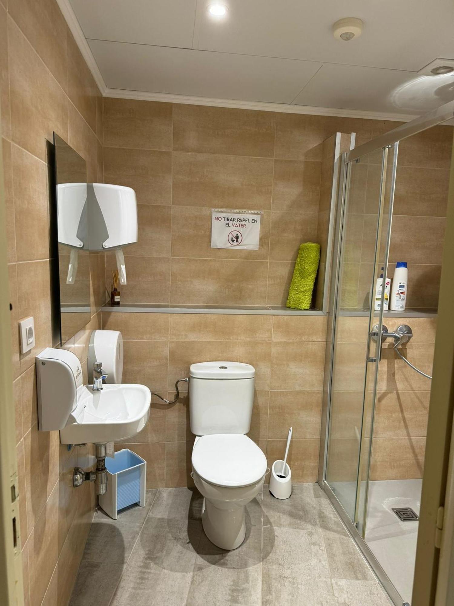 Hostal Restaurant Casa Comaulis La Vajol المظهر الخارجي الصورة